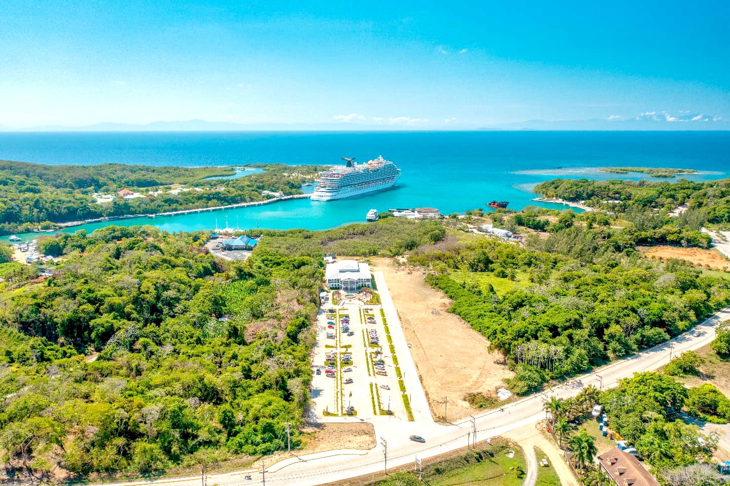 ZOLITUR un régimen especial comprometido con el desarrollo turístico de Islas de la Bahía