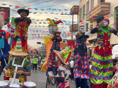 Copán Ruinas celebrará la onceava liberación de Guacamayas Rojas